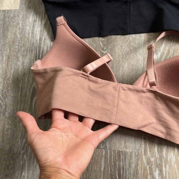 Bundle of two bras pink/ black - Picture 5 of 8